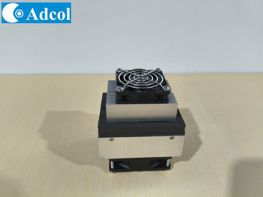 O aparelho de ar condicionado termoelétrico de 15W é projetado para aplicações em pequenos armários eletrônicos ou câmaras ambientais